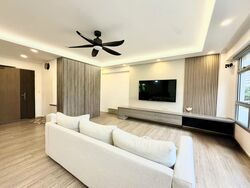 Blk 874B Tampines Greenflora (Tampines), HDB 5 Rooms #578253911